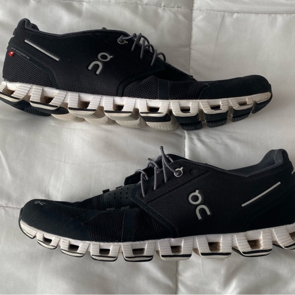 On Cloud sneakers